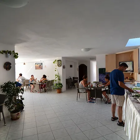 فندق غان-آي